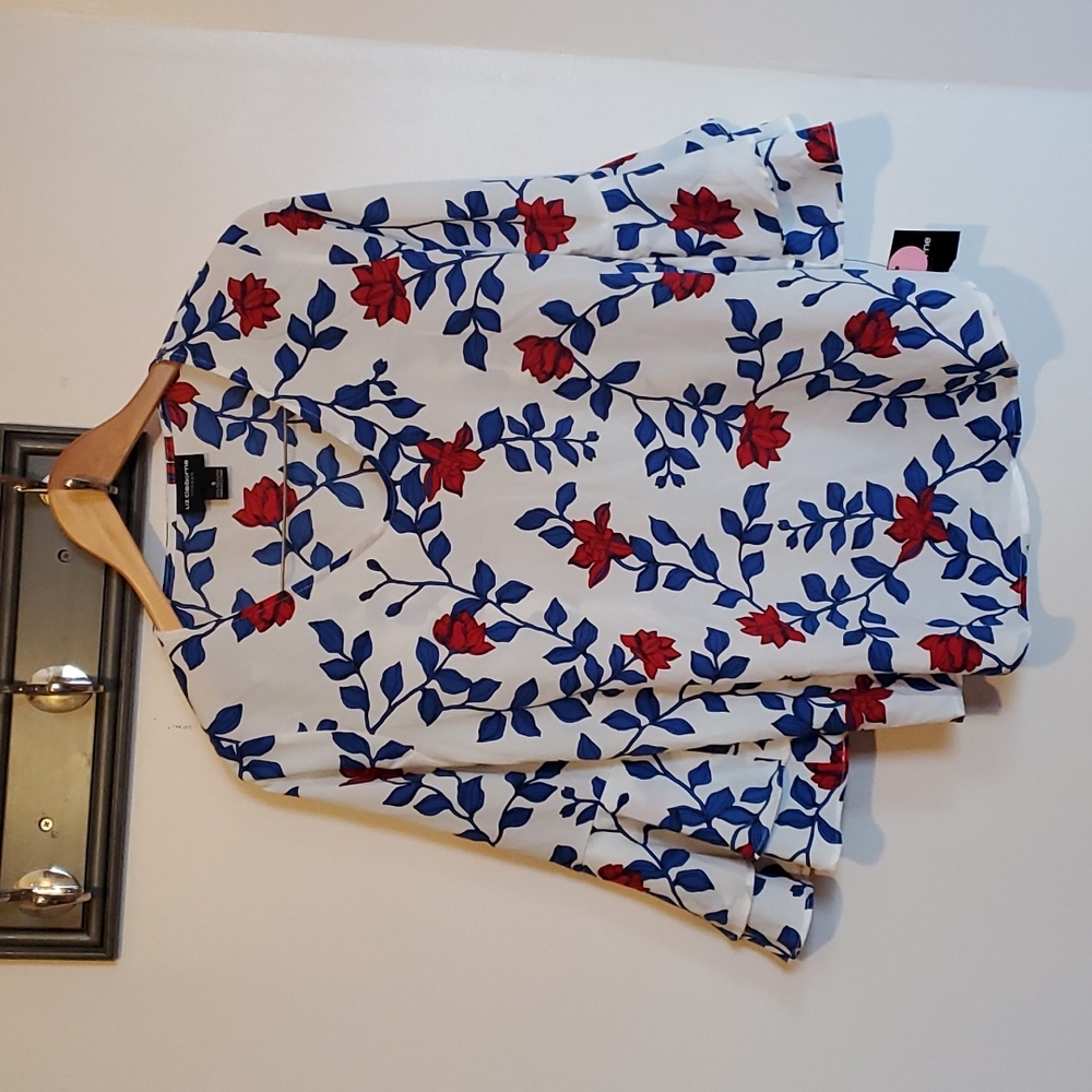LIZ CLAIBORNE, Career shirt.